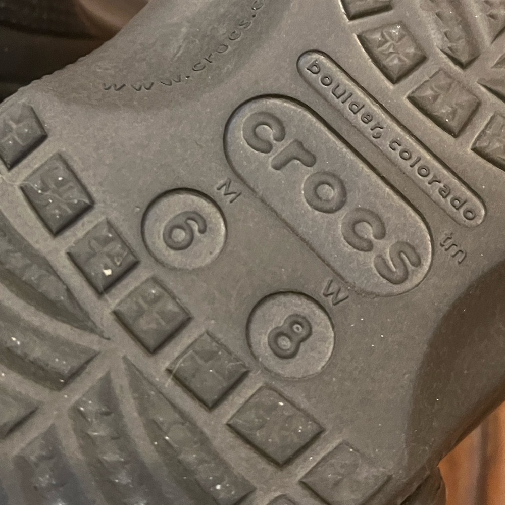 Crocs shoes clogs unisex men’s 6 women’s 8 brown slip on comfort nice! - Picture 6 of 10